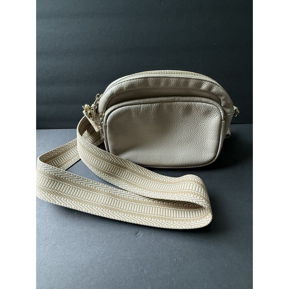 Pom Pom London Leather Beige Tan Shoulder Crossbody Bag Detachable Strap Casual